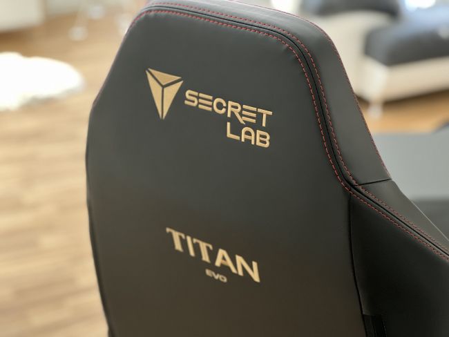 Secrectlab TITAN Evo Gaming chair
